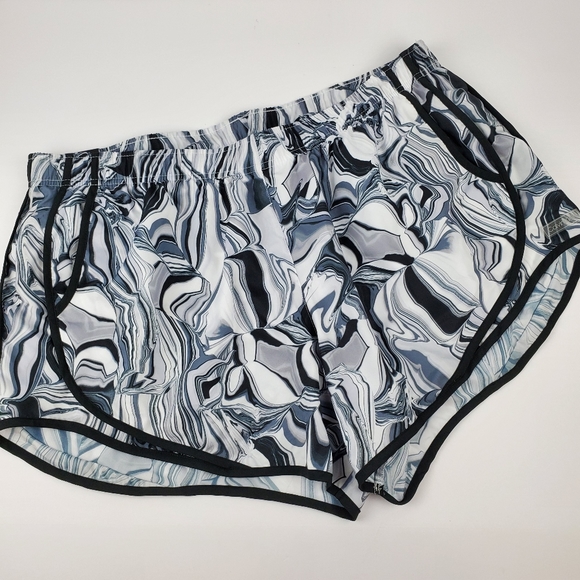 Calvin Klein Pants - NWT Calvin Klein Marbled Look Shorts